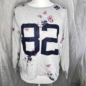 Old Navy 82 Graphic Pullover Sweatshirt